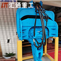 挖掘機(jī)打樁機(jī)械臂振動(dòng)錘有幾種規(guī)格？