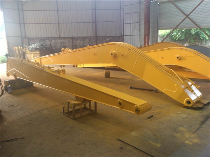 挖掘機(jī)加長臂定做、挖機(jī)加長臂廠家