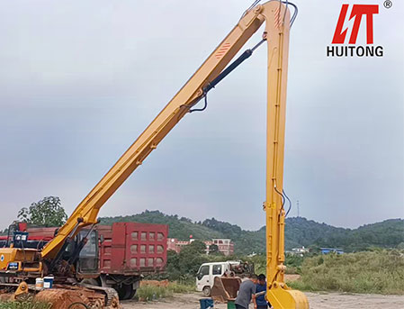 挖掘機(jī)加長臂生產(chǎn)廠家，挖機(jī)加長臂廠家