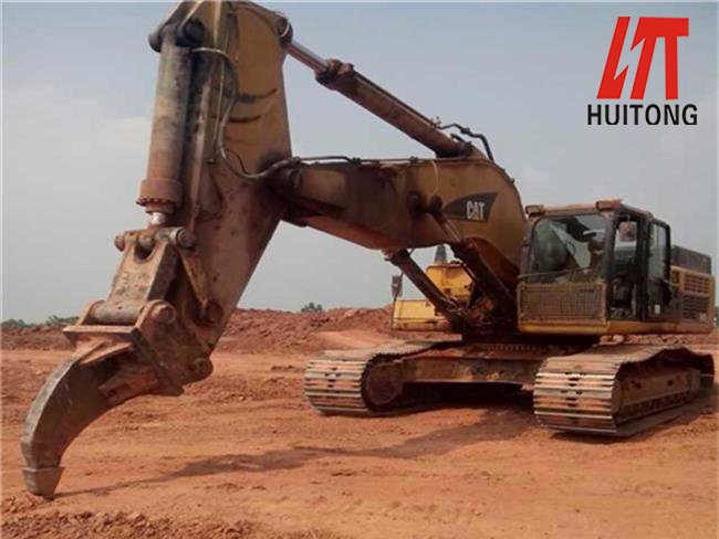 挖掘機(jī)巖石臂，挖掘機(jī)巖石臂廠家，挖掘機(jī)改裝巖石臂