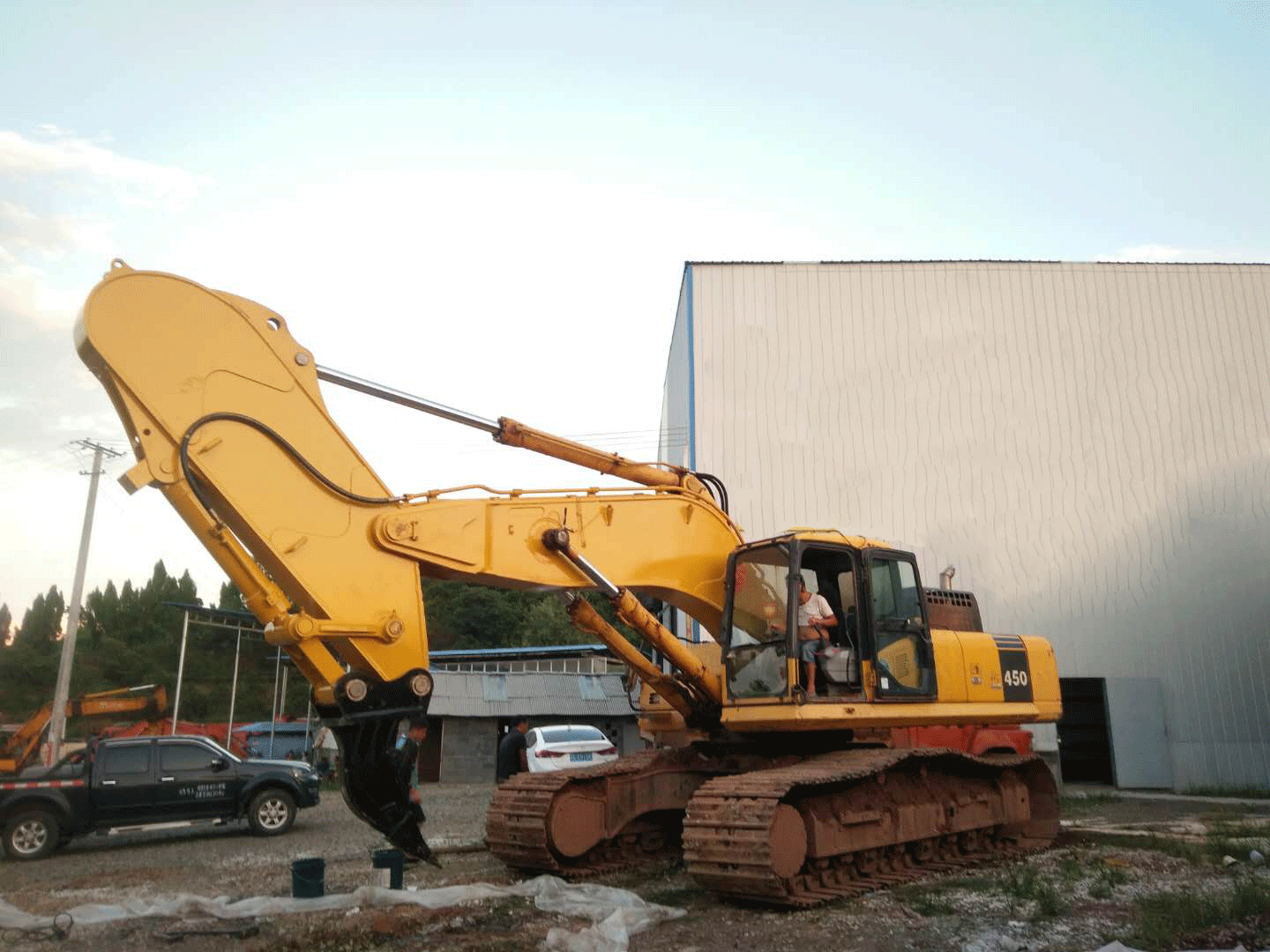 挖掘機(jī)巖石臂，挖掘機(jī)巖石臂廠家，挖掘機(jī)改裝巖石臂