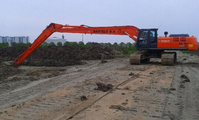 挖掘機拆樓臂、三段式加長臂、挖掘機拆樓臂廠家